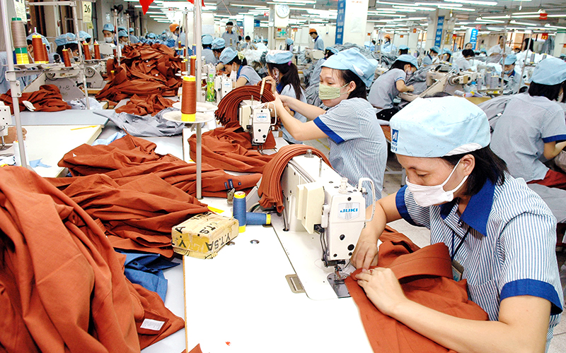 Đơn hàng xuất khẩu lao động Nhật Bản dệt may