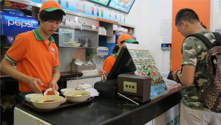 Thu nhập làm thêm của du học sinh có thật sự cao?